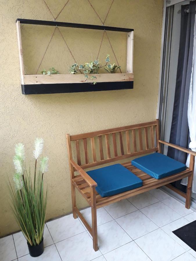 Le Venizio - Classe 2 Etoiles - T2 Climatise, Avec Terrasse, Parking, Pret De Velos, 10 Minutes A Pied Gare Et Centre Ville Сет Екстер'єр фото
